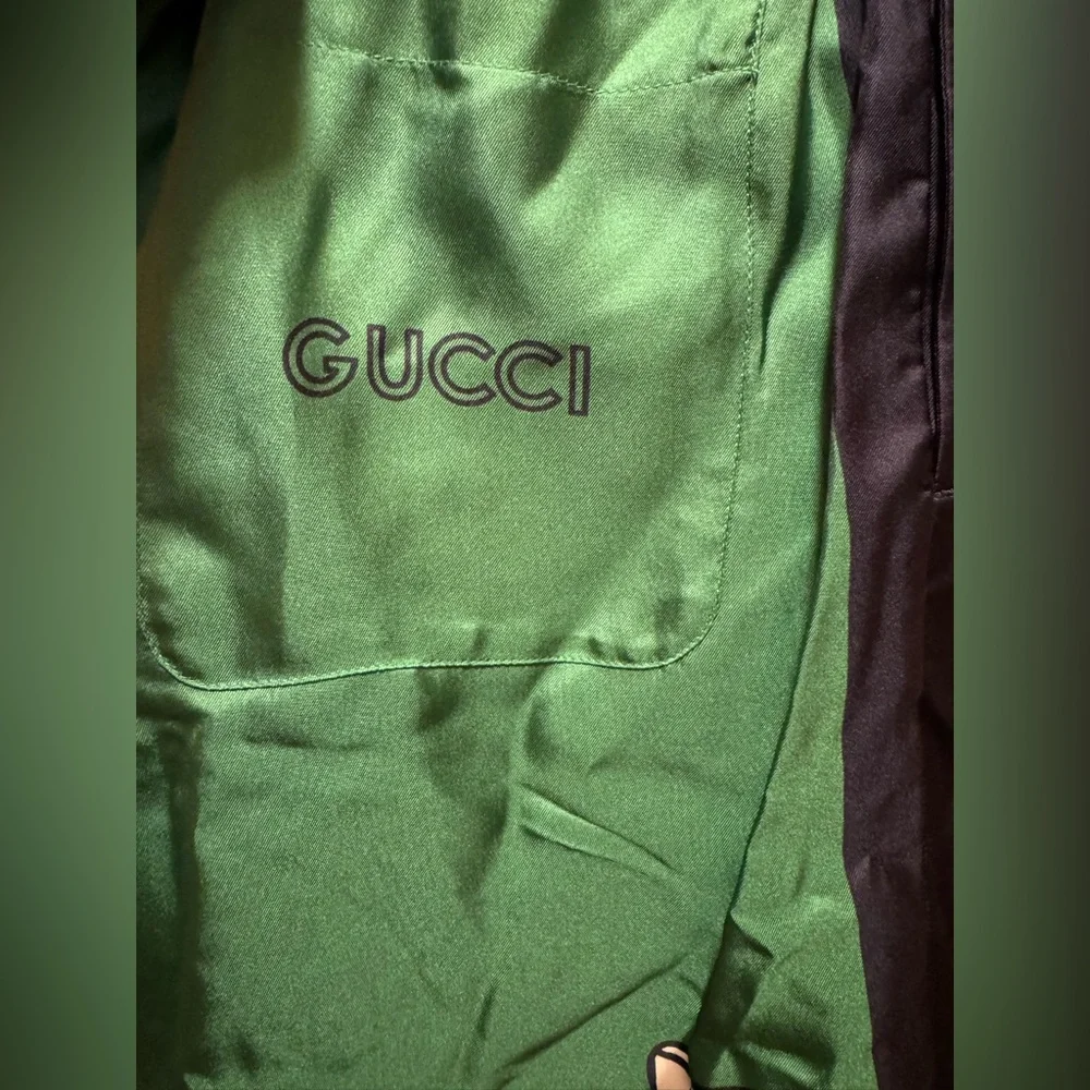 Gucci new authentic